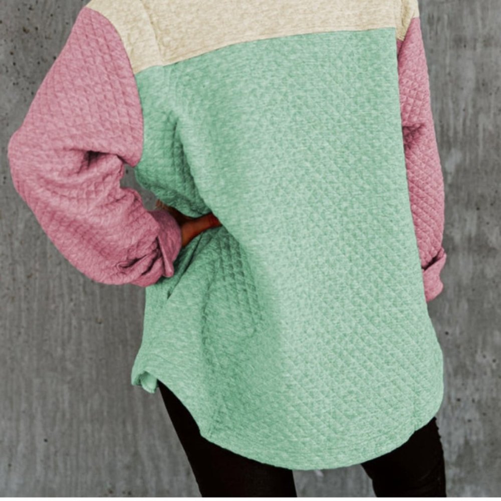 Colorblock Button Front Quilted Shacket - Picture 4 of 5